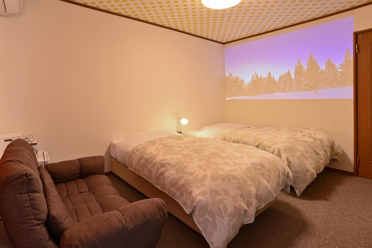 Lake Side Inn Beehive Kitashiobara Екстер'єр фото